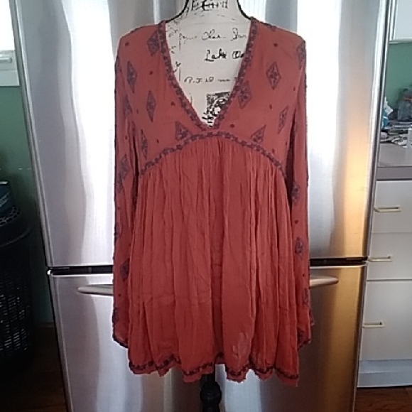 Free People Tops - Free people Bohemian Rust V-Neck Top